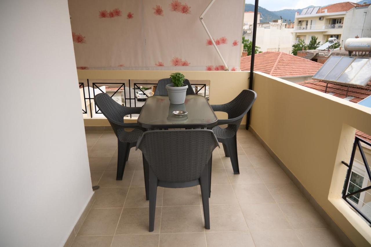 Georgia'S Comfort City Center Apartment Tripoli Esterno foto